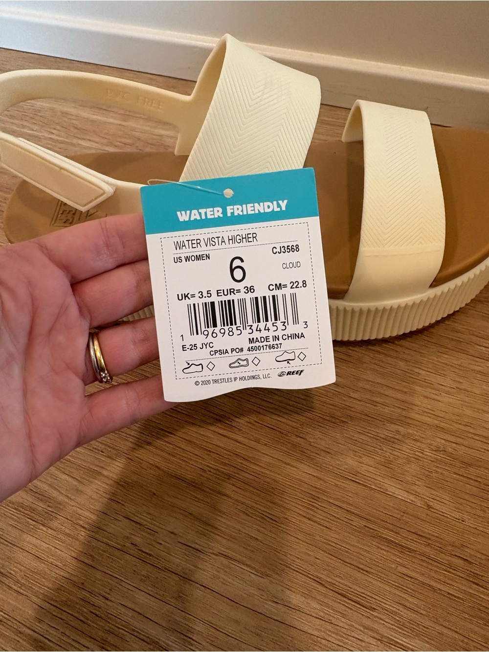 NWT REEF Water Vista Higher Women's Sandals - Cloud Cream Ivory Water Platform 6 - Picture 2 of 11